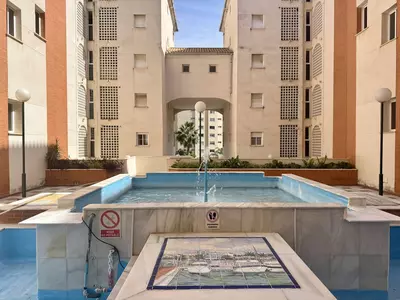 Middle Floor Apartment in Estepona