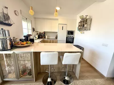 Middle Floor Apartment in Estepona