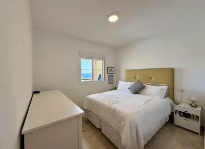 Middle Floor Apartment in Estepona