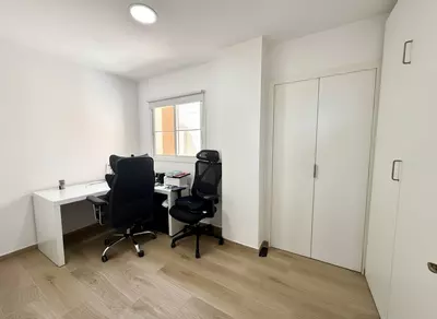 Middle Floor Apartment in Estepona