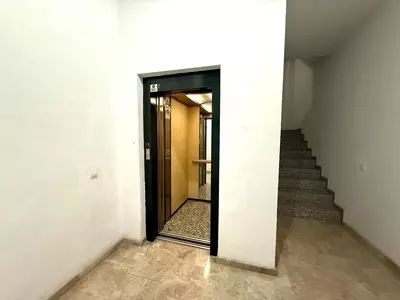 Middle Floor Apartment in Estepona