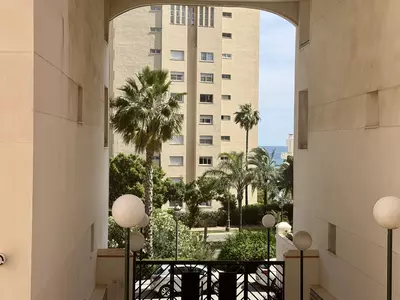 Middle Floor Apartment in Estepona
