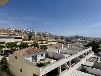 Middle Floor Apartment in Estepona