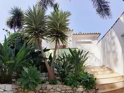 Detached Villa in Nueva Andalucía