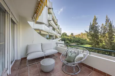 Middle Floor Apartment in Guadalmina Alta