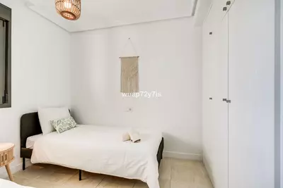 Middle Floor Apartment in Selwo