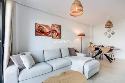 Middle Floor Apartment in Selwo