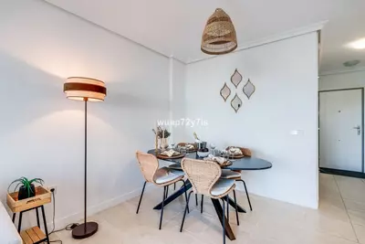 Middle Floor Apartment in Selwo