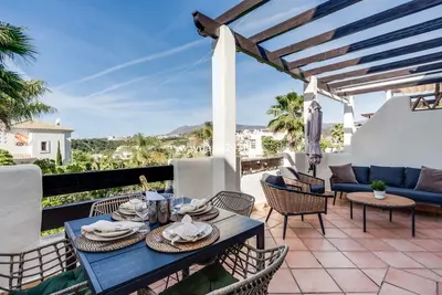 Middle Floor Apartment in Selwo