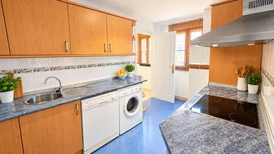 Middle Floor Apartment in Estepona