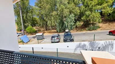 Middle Floor Apartment in Estepona