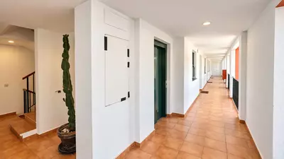 Middle Floor Apartment in Estepona