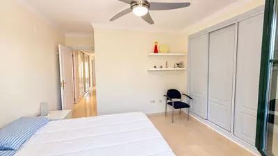 Middle Floor Apartment in Estepona
