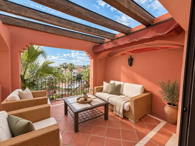 Penthouse Duplex in Nueva Andalucía