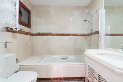 Middle Floor Apartment in Elviria