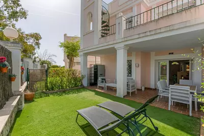 Ground Floor Apartment in Nueva Andalucía