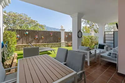 Ground Floor Apartment in Nueva Andalucía