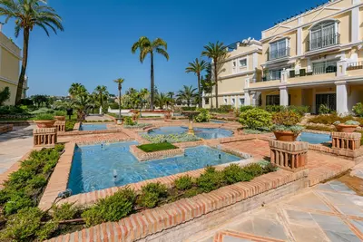 Ground Floor Apartment in Nueva Andalucía