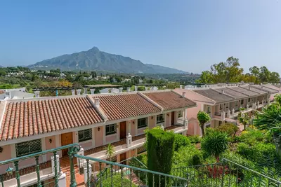 Ground Floor Apartment in Nueva Andalucía