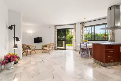 Ground Floor Apartment in Estepona