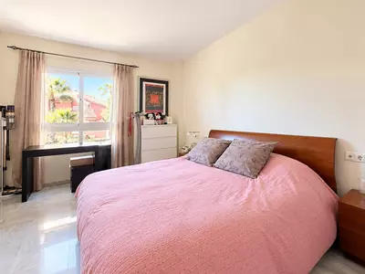 Middle Floor Apartment in Marbella