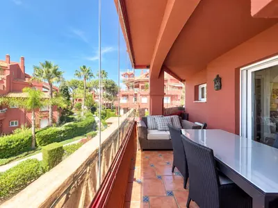 Middle Floor Apartment in Marbella
