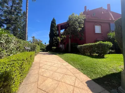 Middle Floor Apartment in Marbella