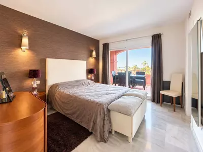 Middle Floor Apartment in Marbella