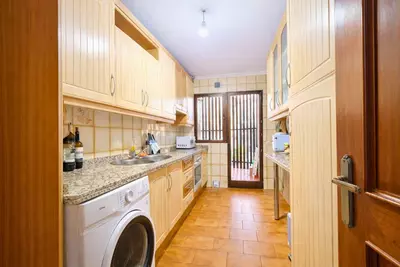 Middle Floor Apartment in Marbella