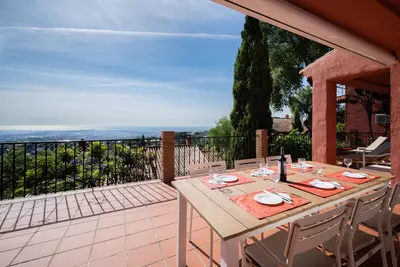 Detached Villa in Elviria