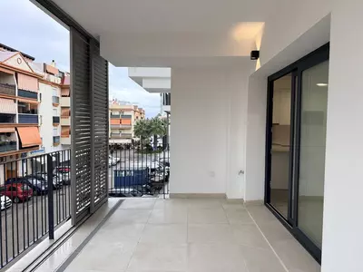 Middle Floor Apartment in Estepona