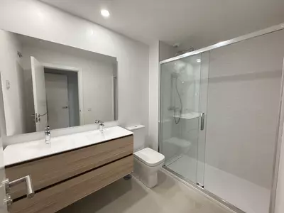 Middle Floor Apartment in Estepona