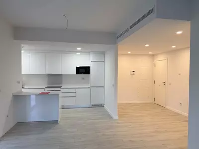 Middle Floor Apartment in Estepona