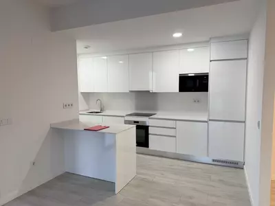 Middle Floor Apartment in Estepona