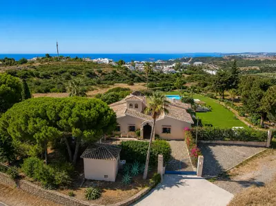 Finca - Cortijo in Estepona
