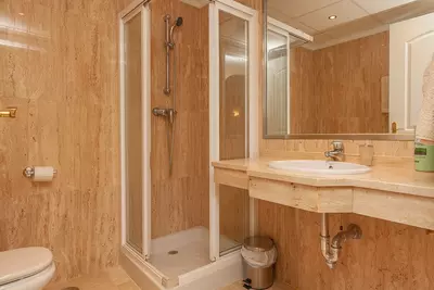 Middle Floor Apartment in Elviria