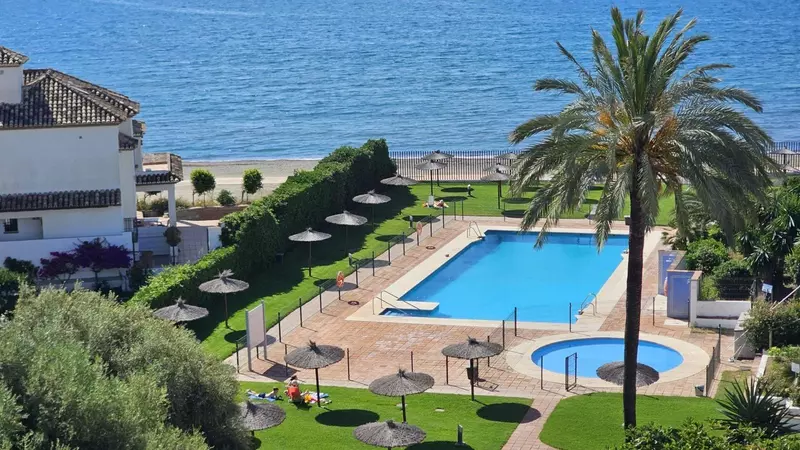 Top Floor Apartment in Estepona