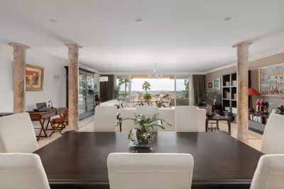 Middle Floor Apartment in Nueva Andalucía