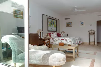 Middle Floor Apartment in Nueva Andalucía