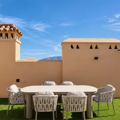 Middle Floor Apartment in Estepona