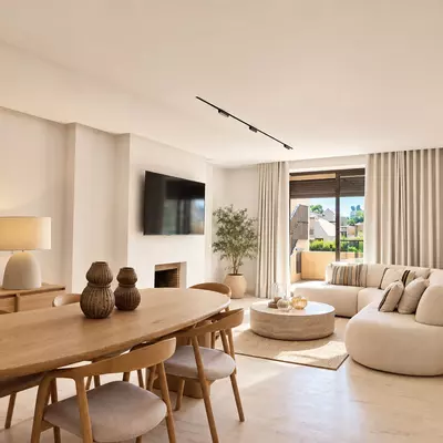 Middle Floor Apartment in Estepona