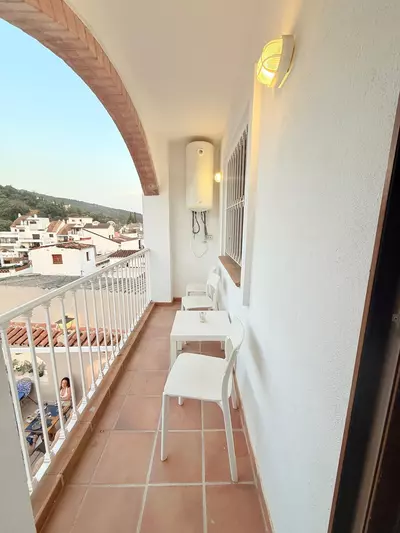 Middle Floor Apartment in Benahavís