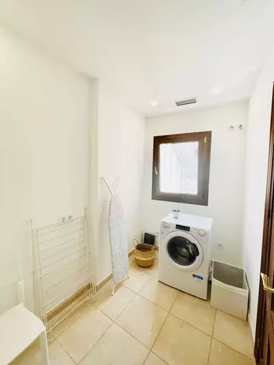 Middle Floor Apartment in Benahavís
