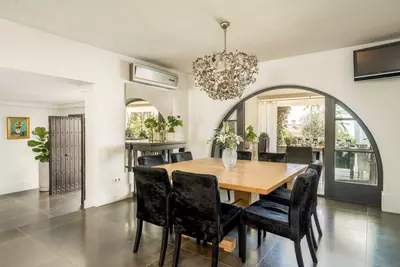 Detached Villa in El Paraiso