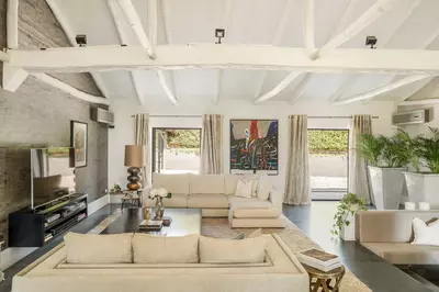 Detached Villa in El Paraiso