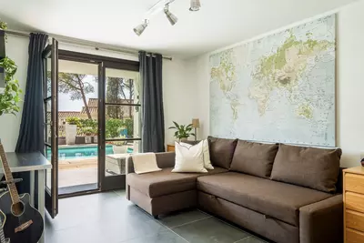 Detached Villa in El Paraiso