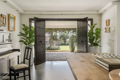 Detached Villa in El Paraiso