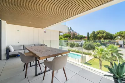Middle Floor Apartment in Elviria