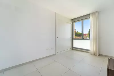 Middle Floor Apartment in Elviria