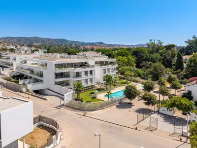 Middle Floor Apartment in Elviria